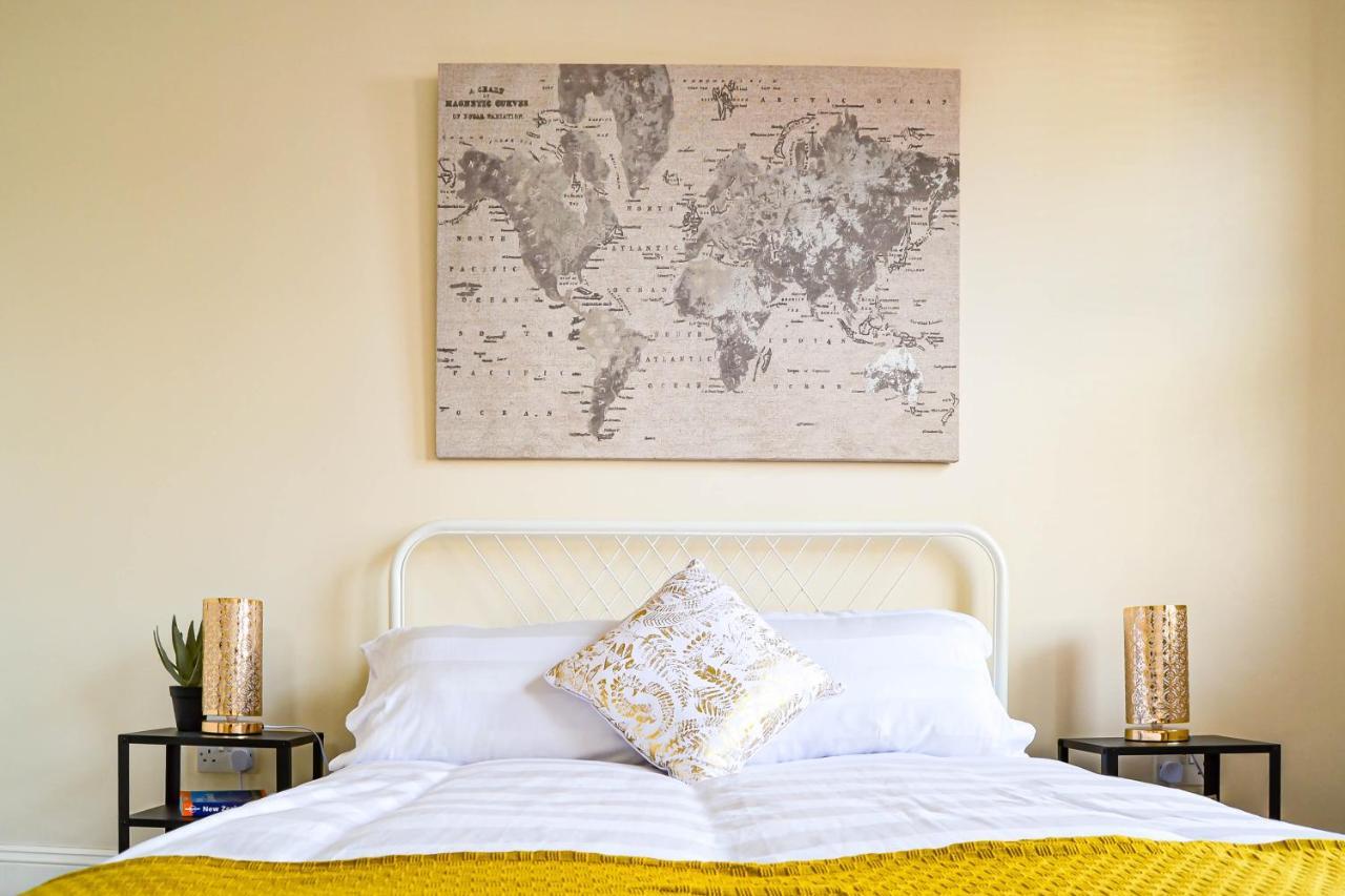 The Ella Fitzgerald - Modern 2 Bedroom Apartment, Super Close To City Centre คาร์ดิฟฟ์ ภายนอก รูปภาพ